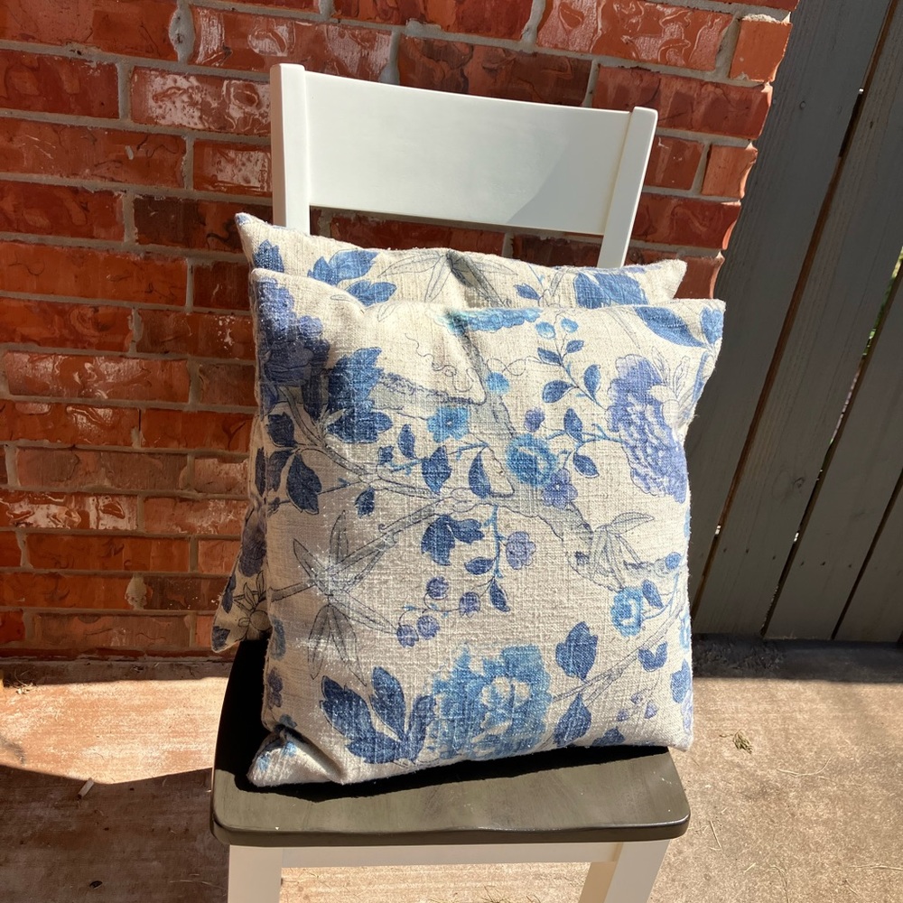 beautiful blue couch pillows